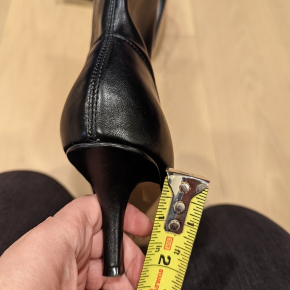 Elegant Black Women's Ankle Boots with Kitten Heels - Picture 9 of 10